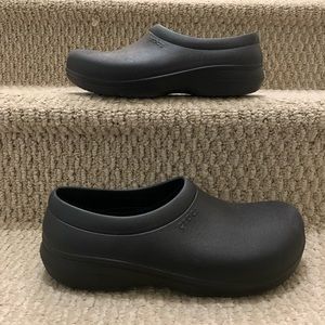 🐊Crocs on-the-clock ⏰Work Slip-on M9-W11